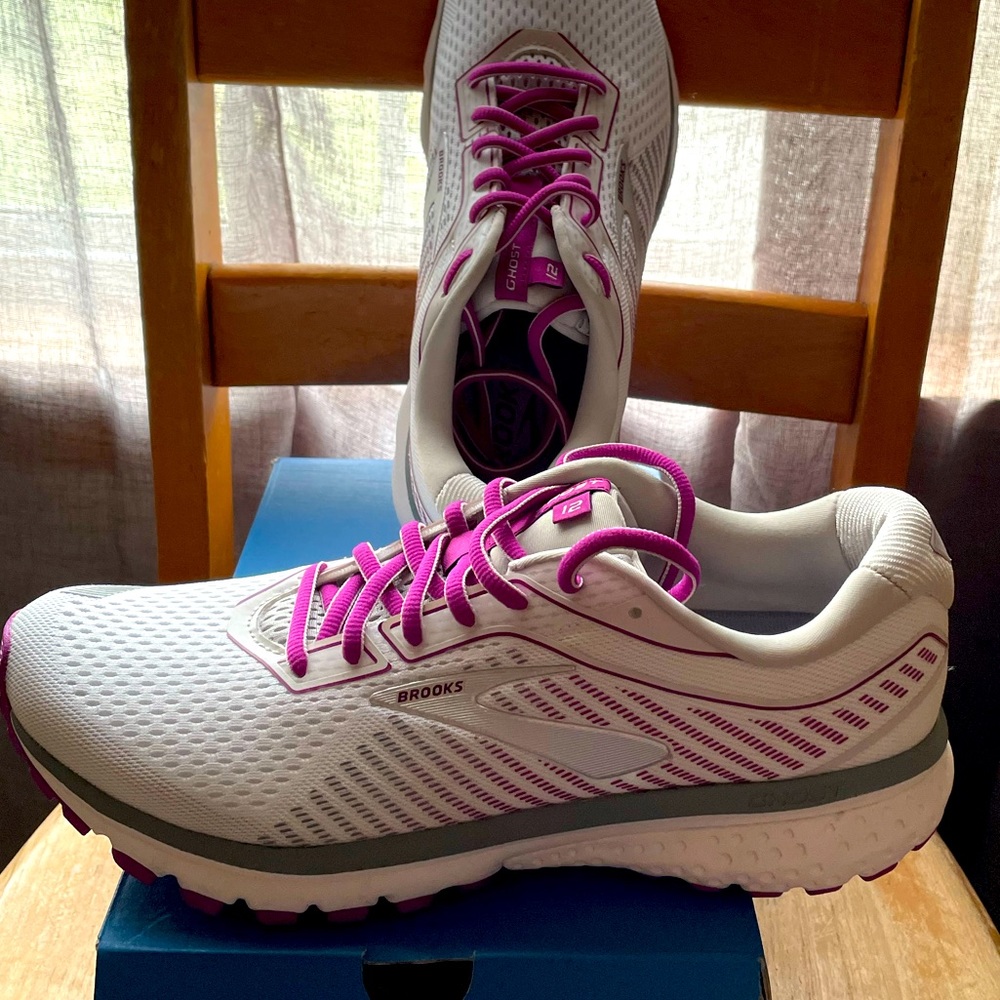 Brooks Ghost 12 Women’s size 11 Running Shoe
